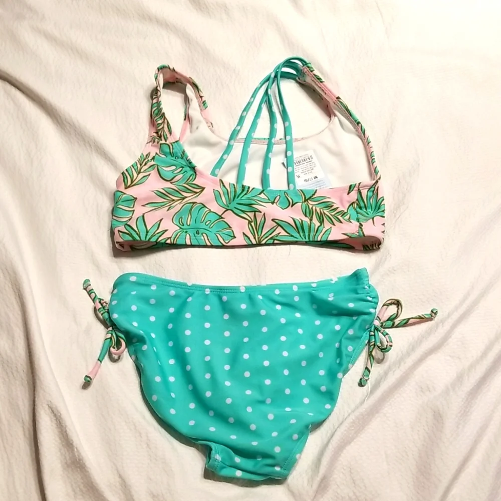 - NWT GIRLS SWIM super cute